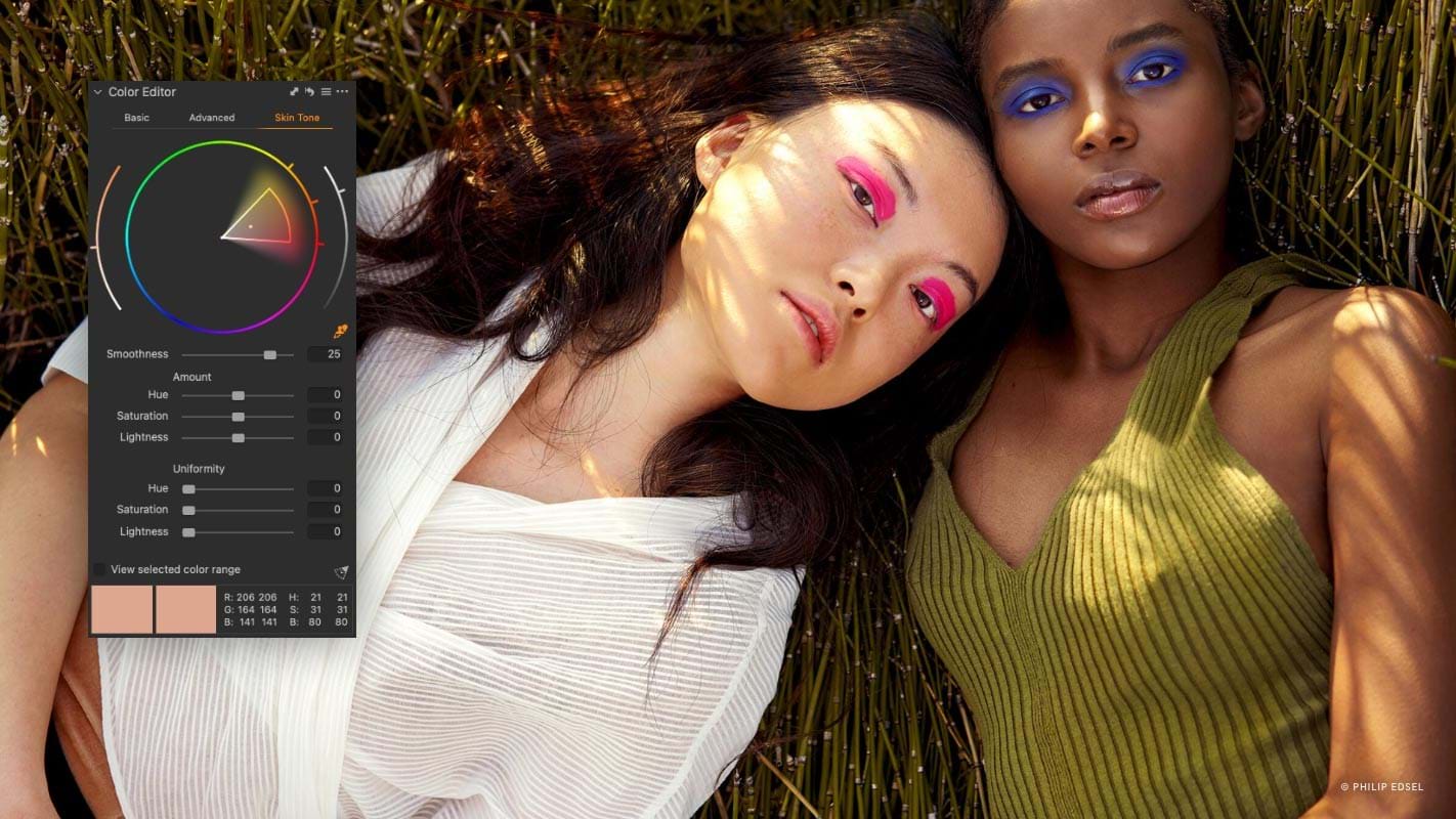 imagen de dos chicas mirando a cámara con elementos de capture one pro